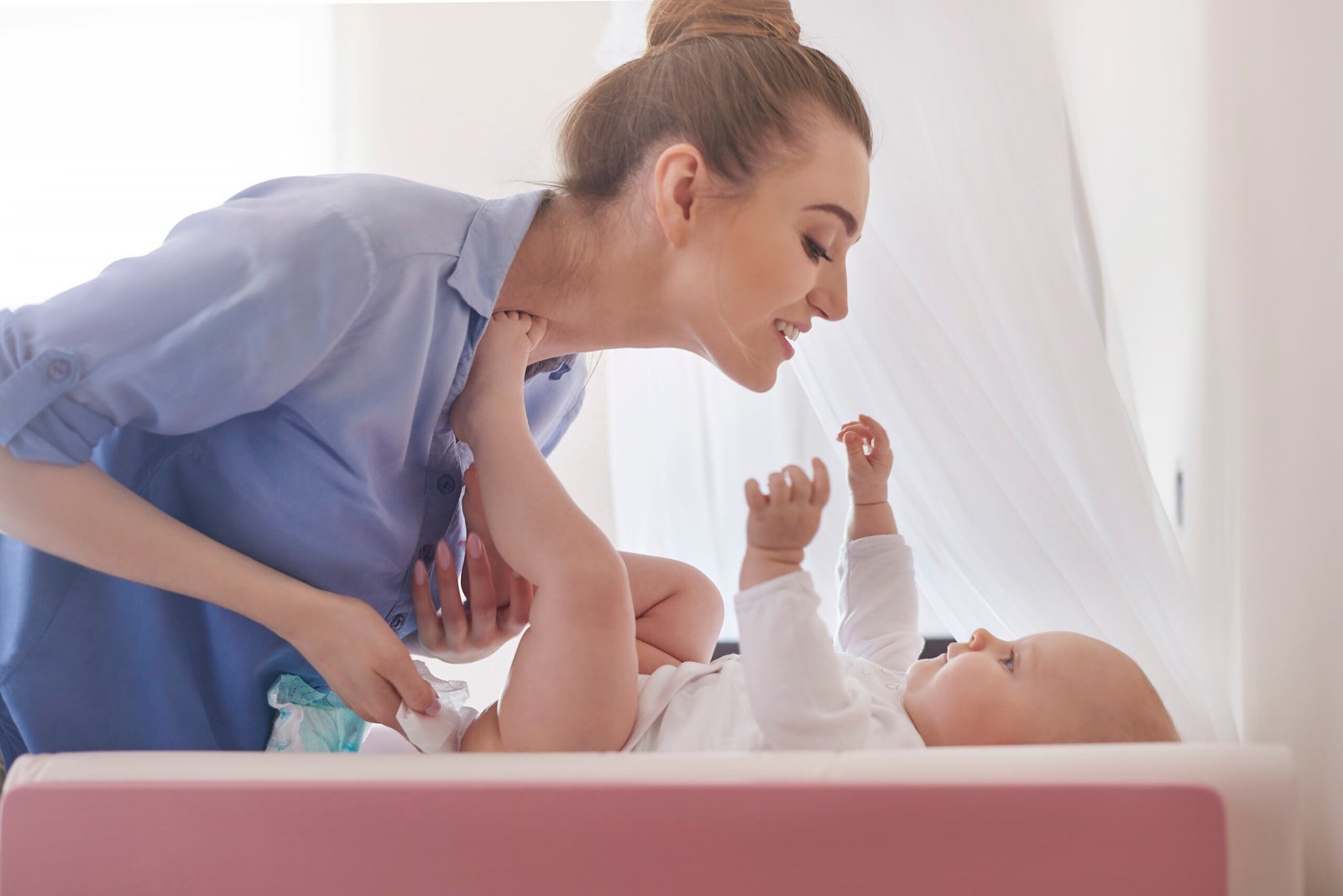 Read more about the article Gentle and Safe Newborn Baby Care at Home for New Parents